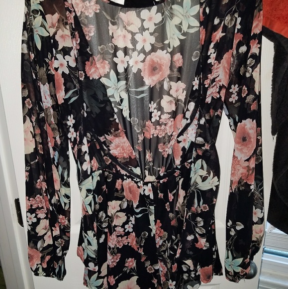 Romper - Picture 1 of 1